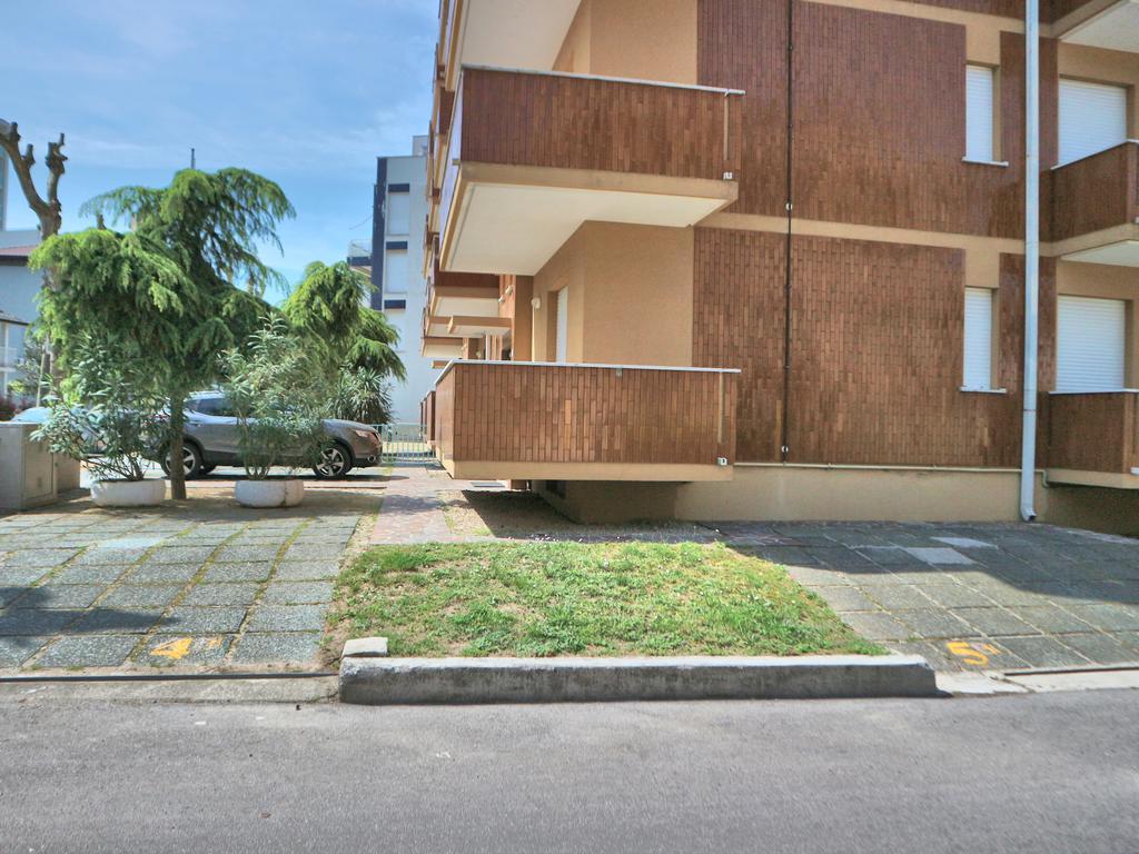 Salisburgo Appartement Lignano Sabbiadoro Buitenkant foto